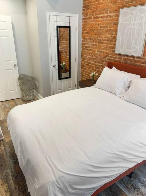 Cozy Modern Apt In The Heart Of Fells Point! บัลติมอร์ ภายนอก รูปภาพ