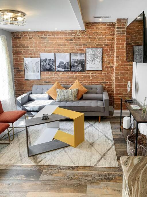 Cozy Modern Apt In The Heart Of Fells Point! บัลติมอร์ ภายนอก รูปภาพ